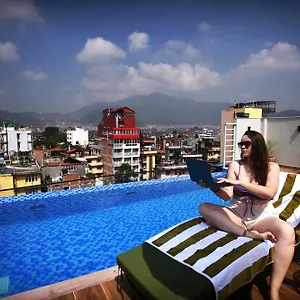 3* Hotel Divine